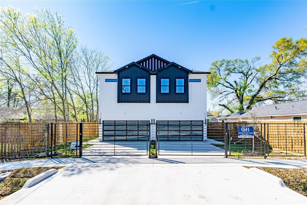 610 E 41st Street - Photo 4