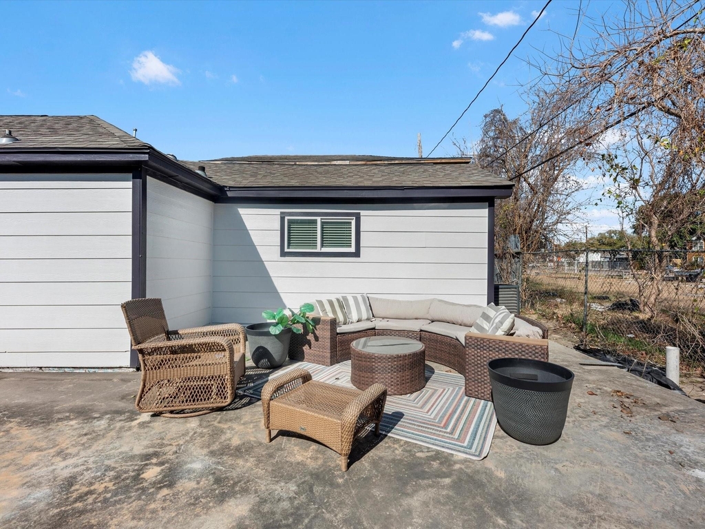 2505 Truxillo Street - Photo 15