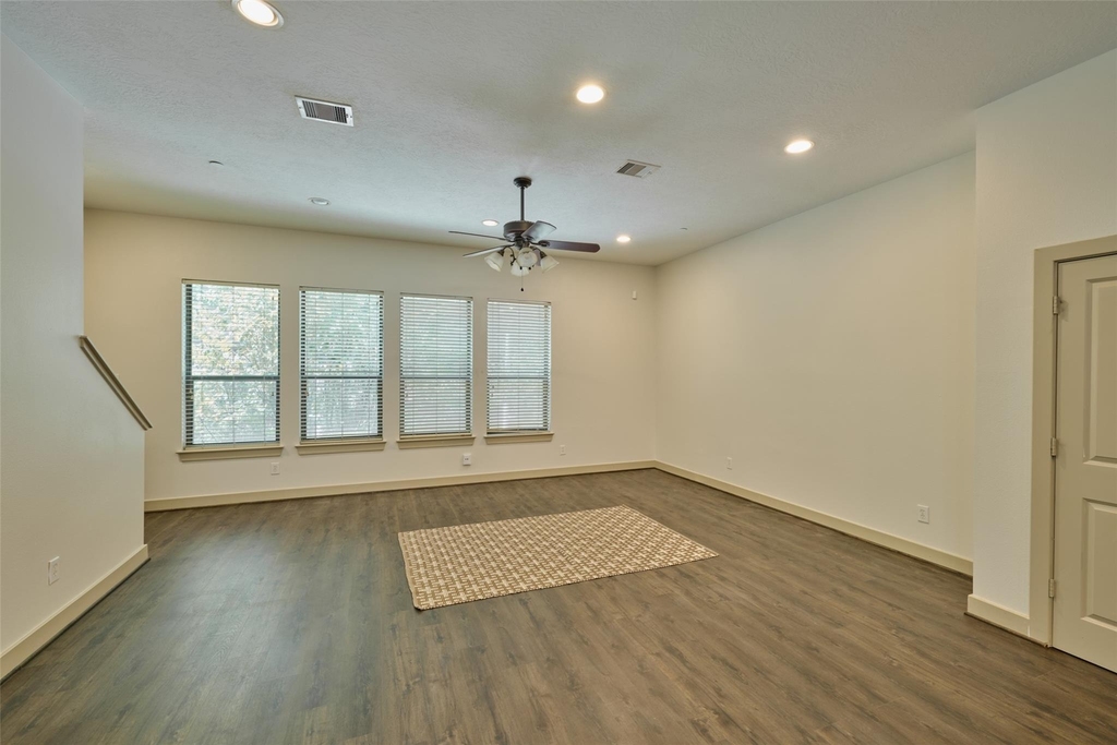 2422 Navigation Boulevard - Photo 8
