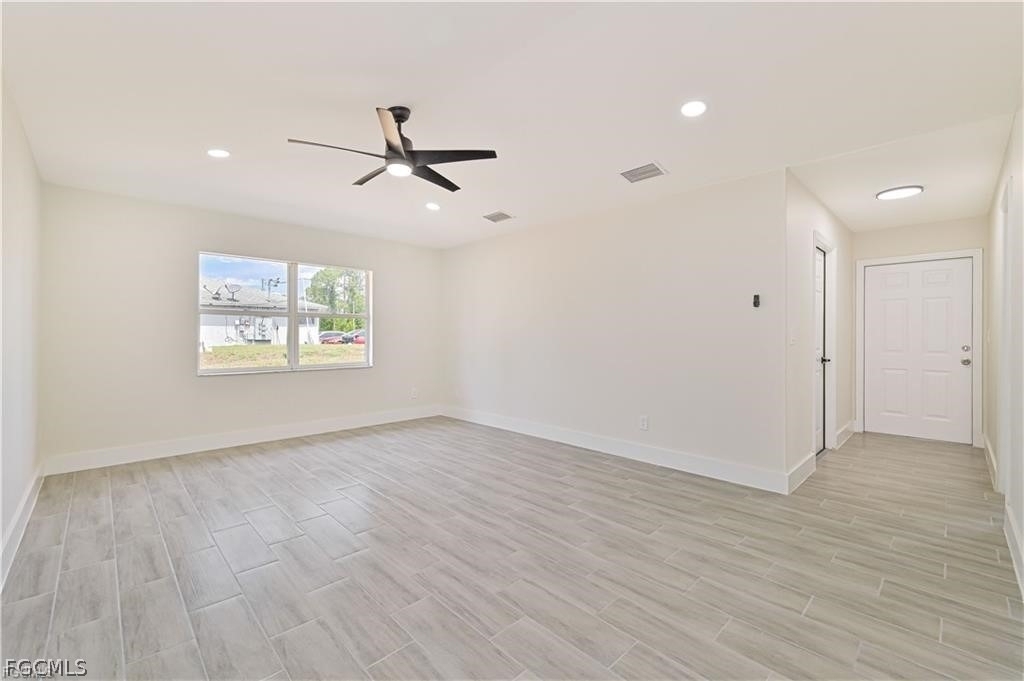 4735 28th Street Sw - Photo 2