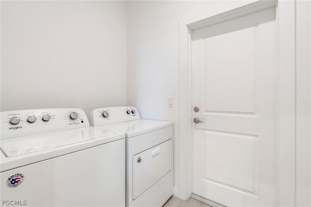 2725 Sw Embers Terrace - Photo 22