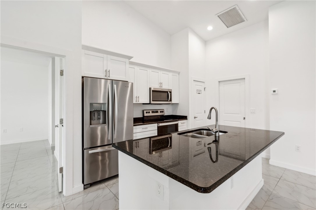2725 Sw Embers Terrace - Photo 10