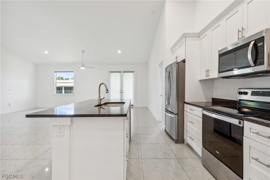 2725 Sw Embers Terrace - Photo 8