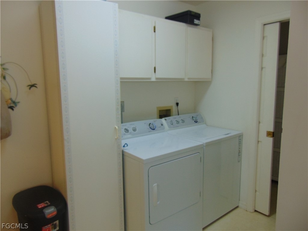 1092 Riverbend Drive - Photo 11