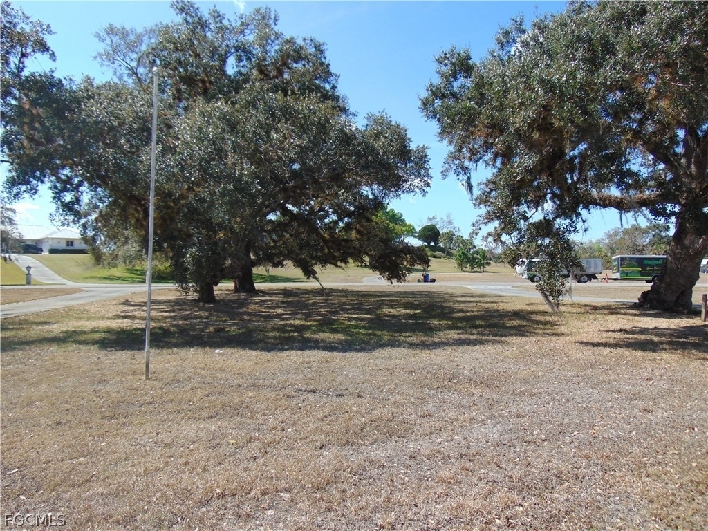 1092 Riverbend Drive - Photo 33