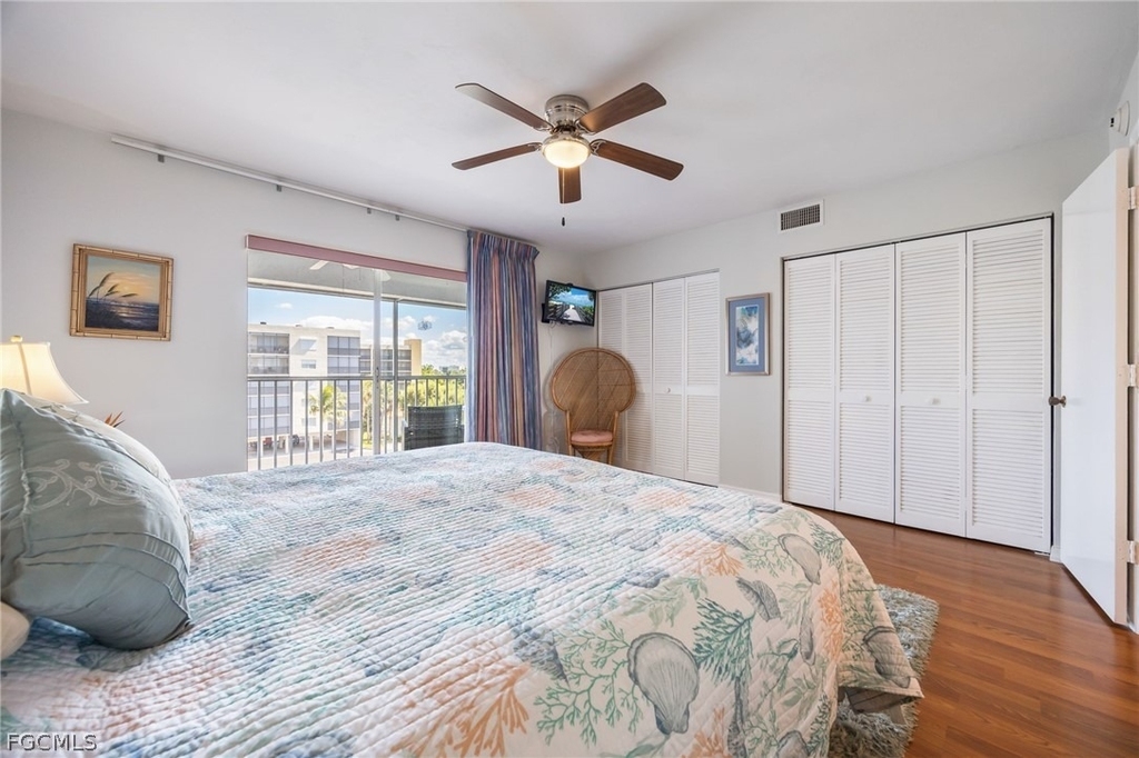 4511 Bay Beach Lane - Photo 14