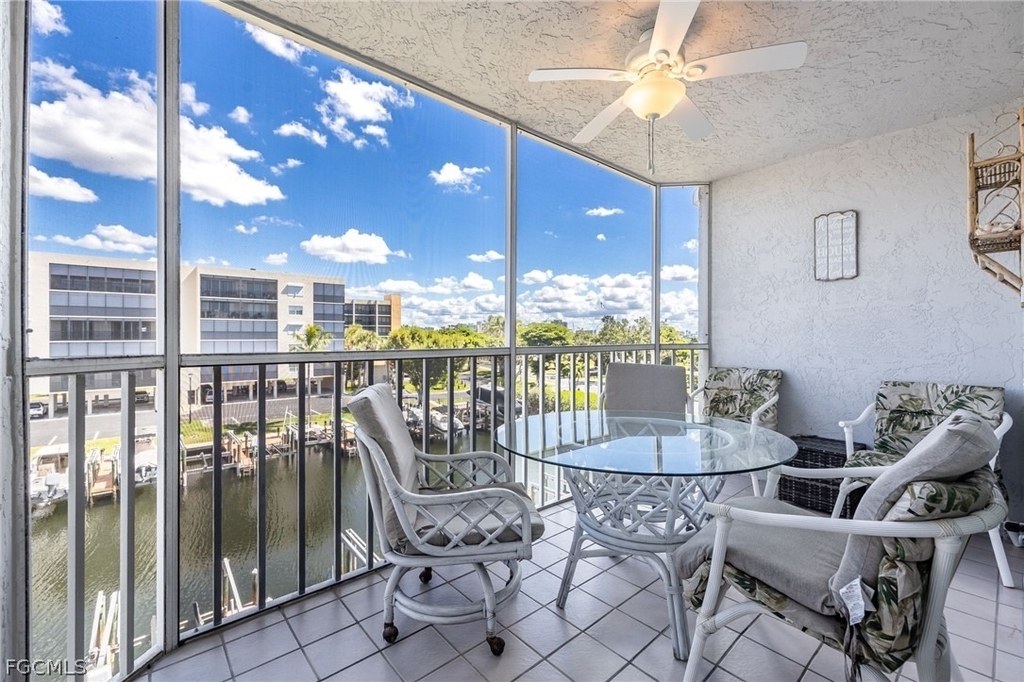 4511 Bay Beach Lane - Photo 13