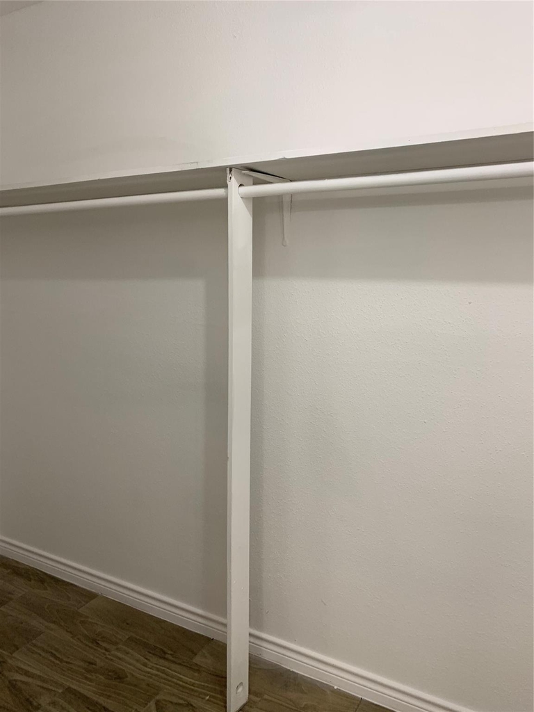 5625 Antoine Drive - Photo 11