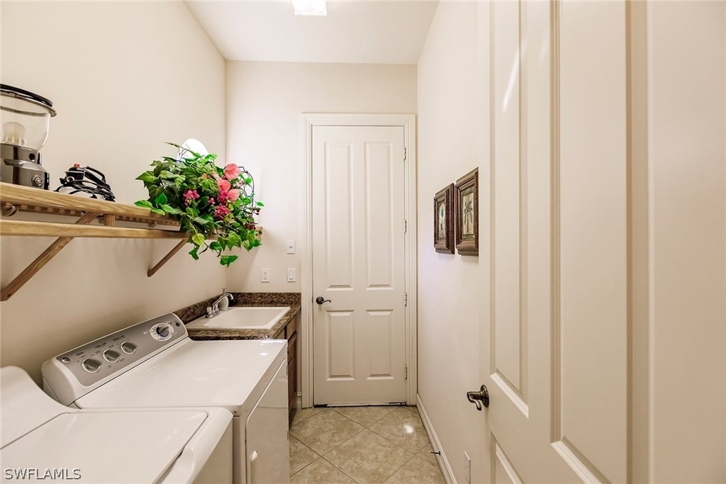 7684 Cottesmore Drive - Photo 41