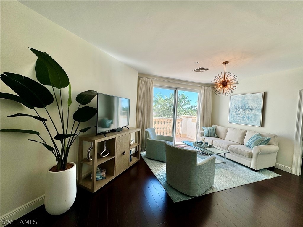 365 5th Avenue S - Photo 2