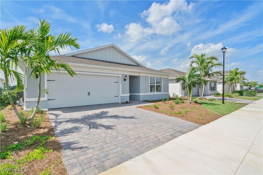 42425 Cascade Drive - Photo 3