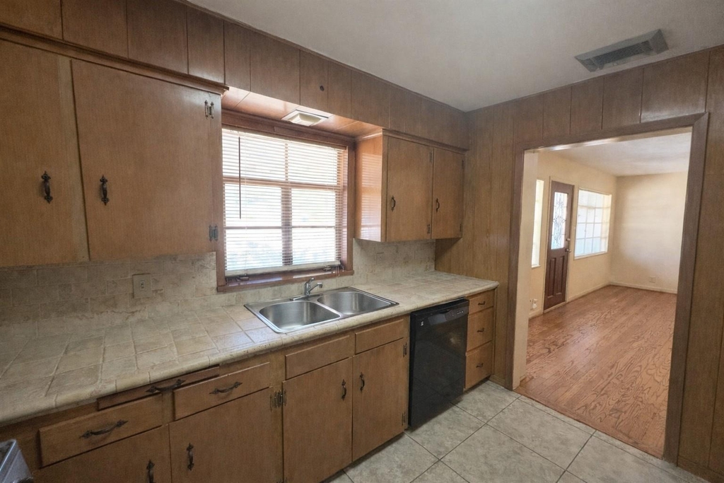 903 Lamonte Lane - Photo 7