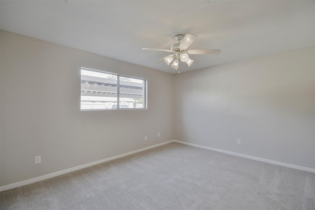 12905 Woodforest Boulevard - Photo 8