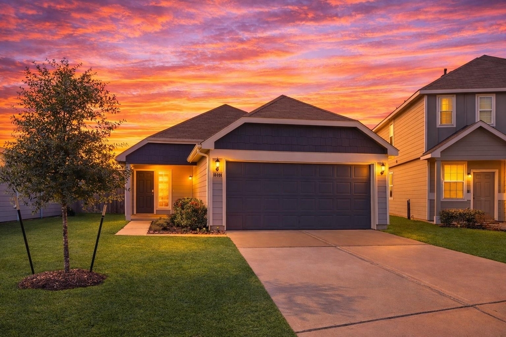 14091 Chinook Drive - Photo 0