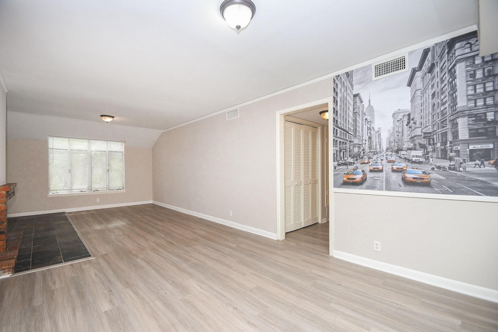 2585 Marilee Lane - Photo 4