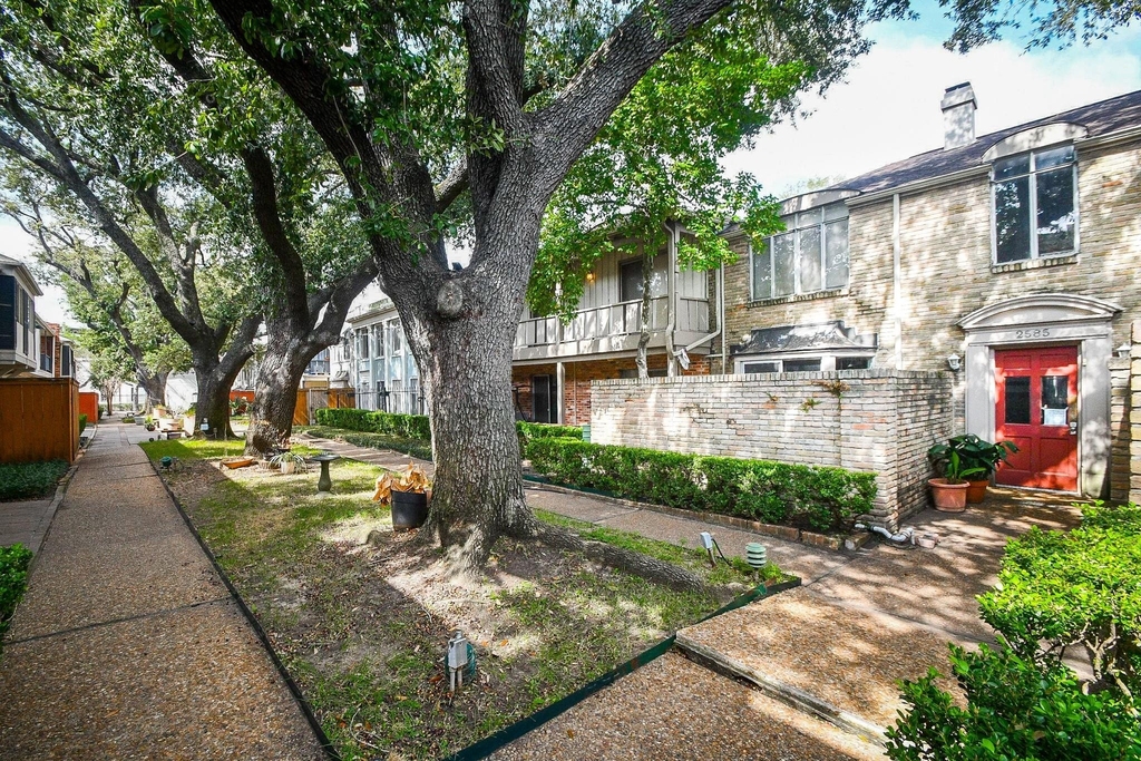 2585 Marilee Lane - Photo 0