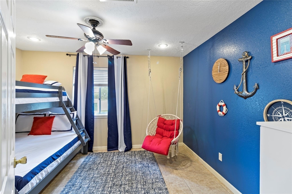 1405 Delabrook Court - Photo 12