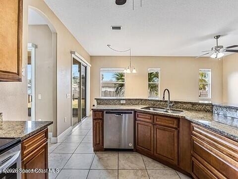 1767 Delaware Street Nw - Photo 6