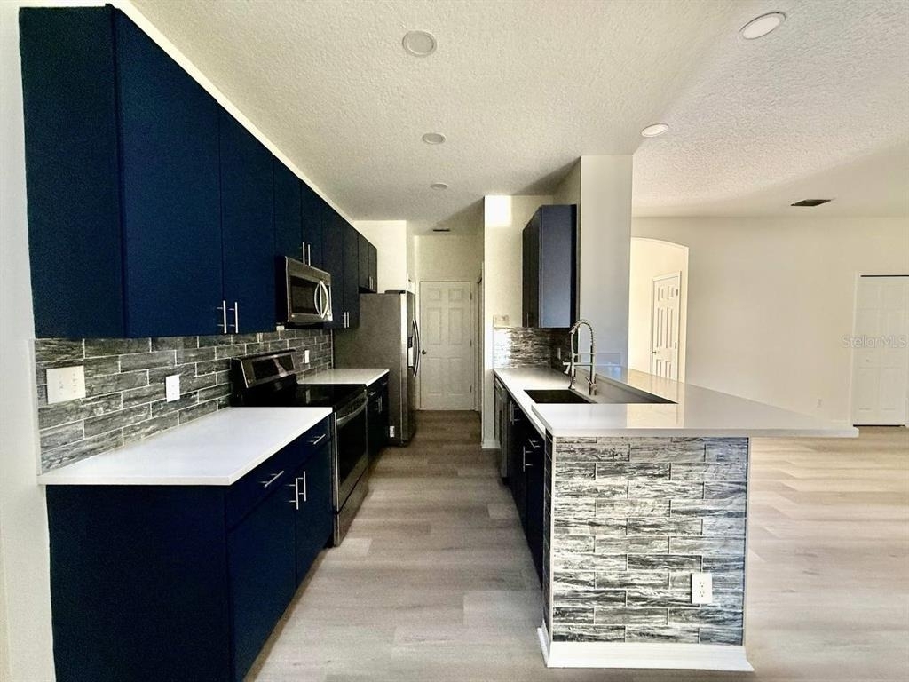 8530 Alexandra Arbor Lane - Photo 12