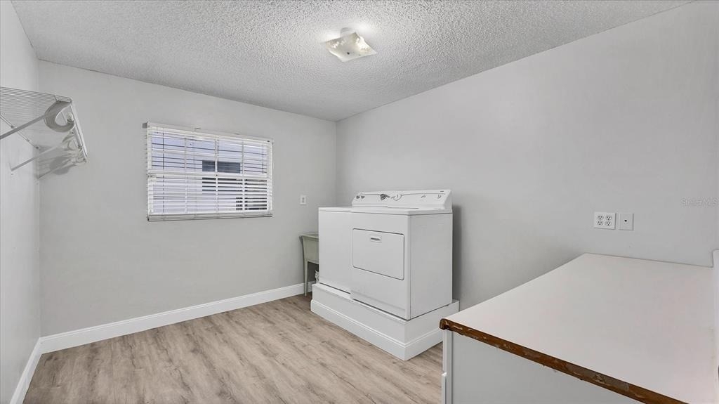 120 Sands Point Drive - Photo 47