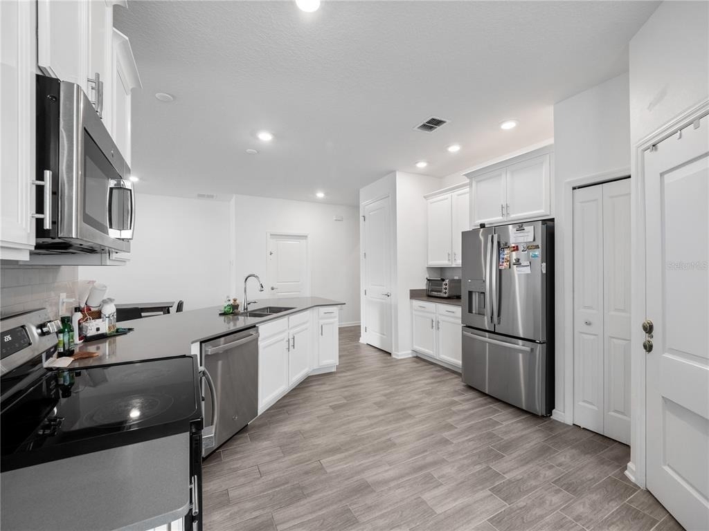 6308 Chirpine Lane - Photo 5