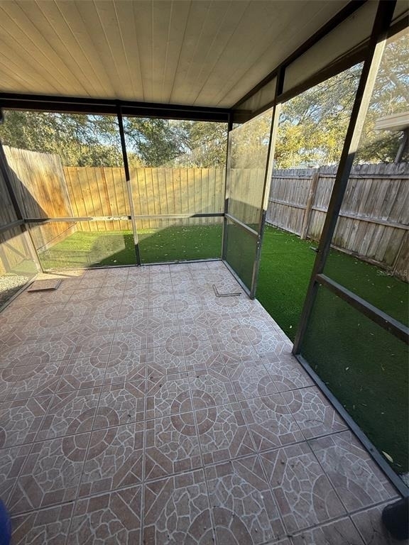 1009 Westside Drive - Photo 15