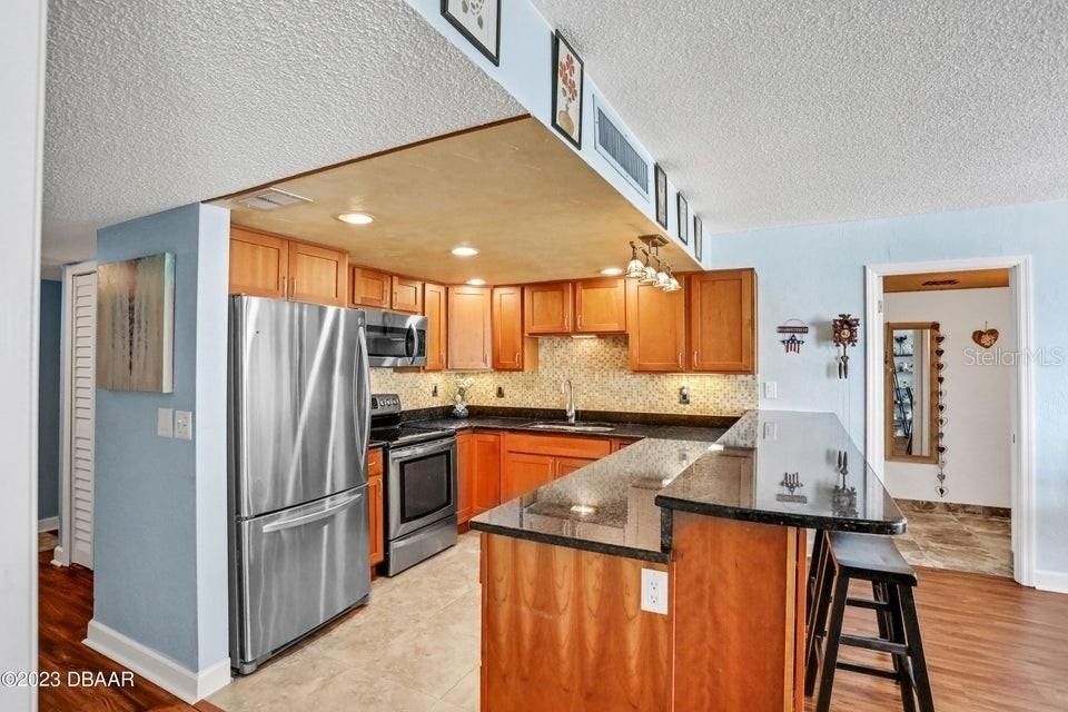 2947 S Atlantic Avenue - Photo 4