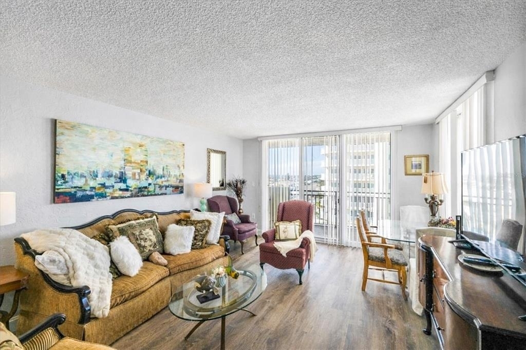 2947 S Atlantic Avenue - Photo 10
