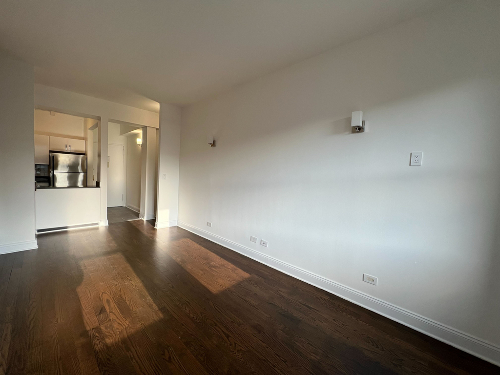 West 22nd Street - Photo 2