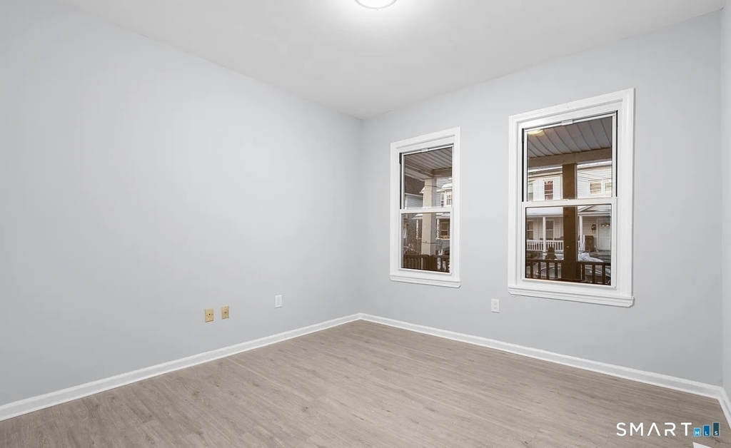 301 Poplar Street - Photo 4