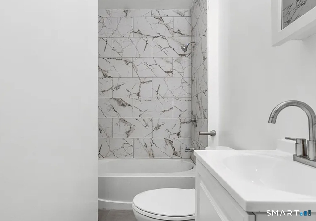 301 Poplar Street - Photo 3