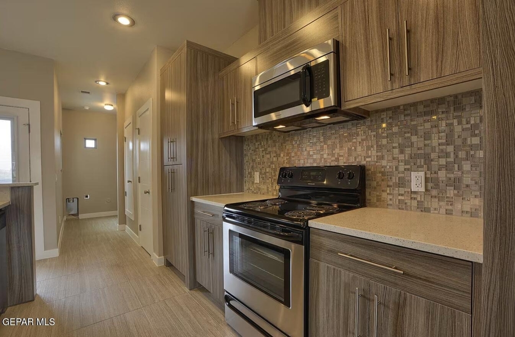 410 Thorn Avenue - Photo 12