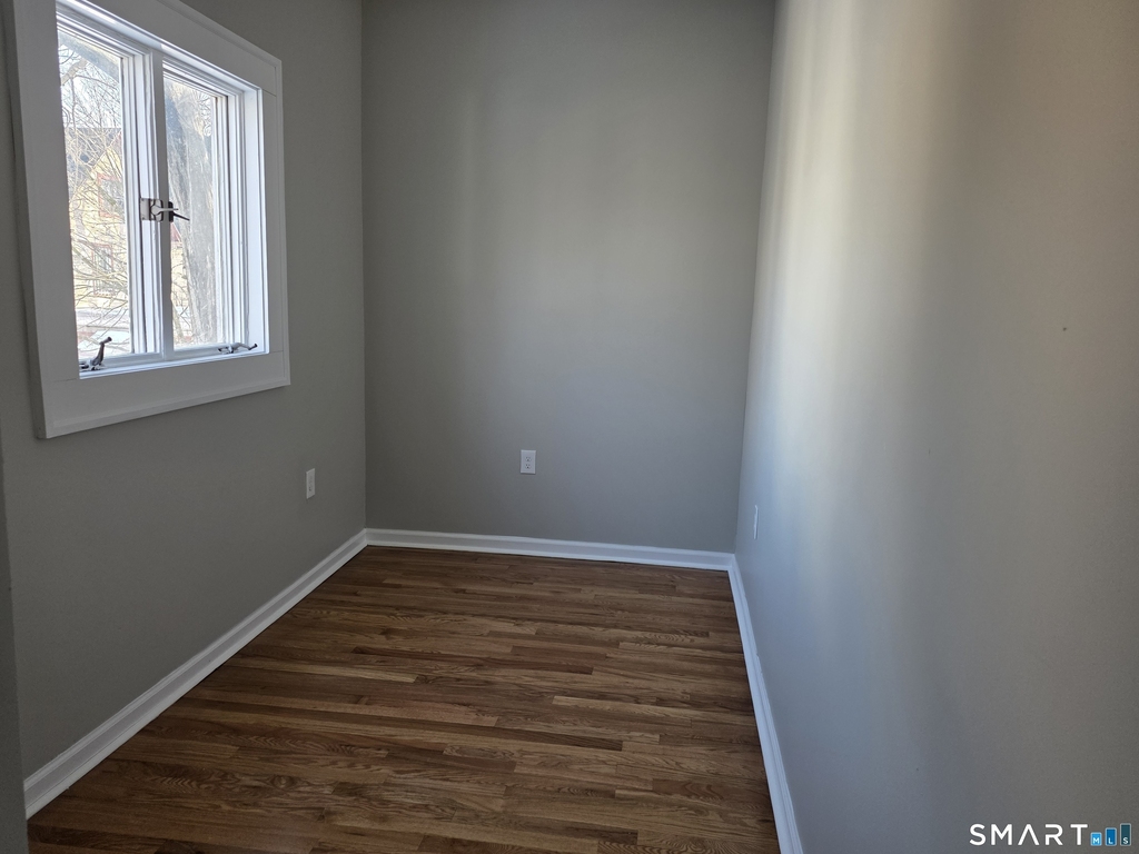 250 Bassett Street - Photo 5