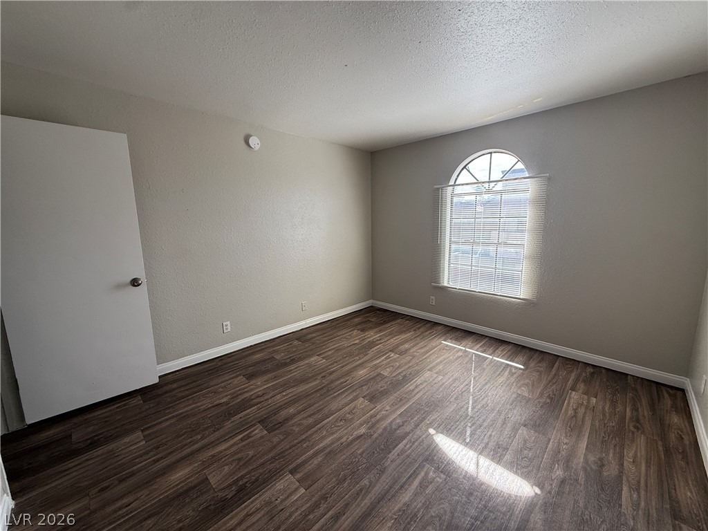 2967 Juniper Hills Boulevard - Photo 6