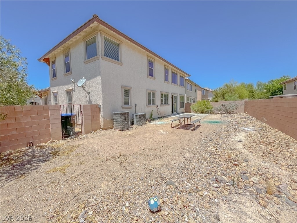 5646 Saint Elias Street - Photo 82