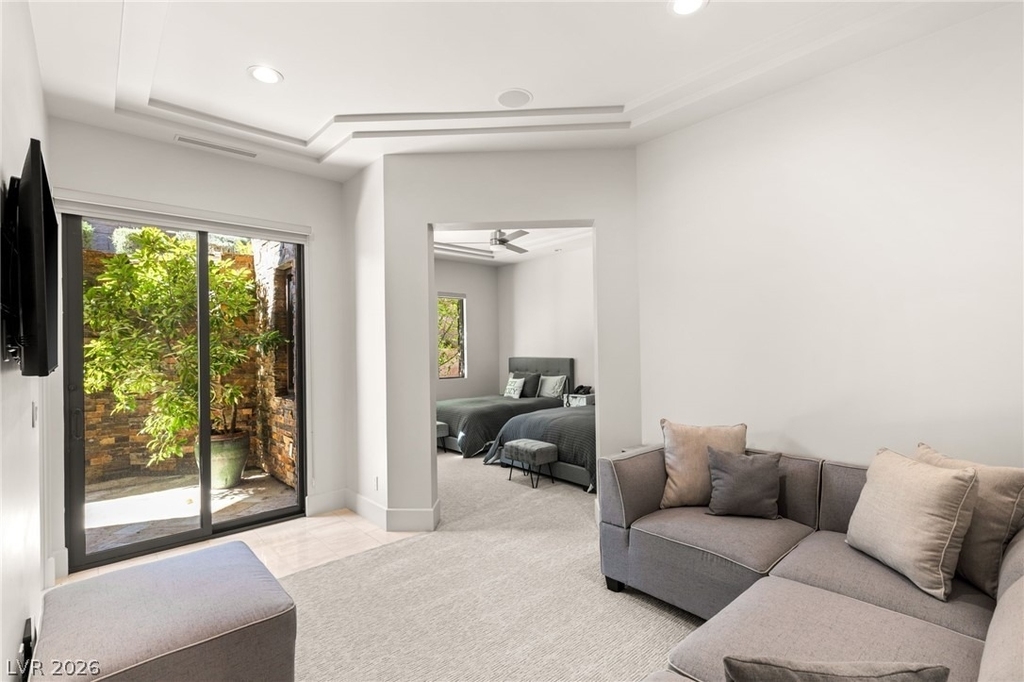 2 Castle Oaks Court - Photo 39