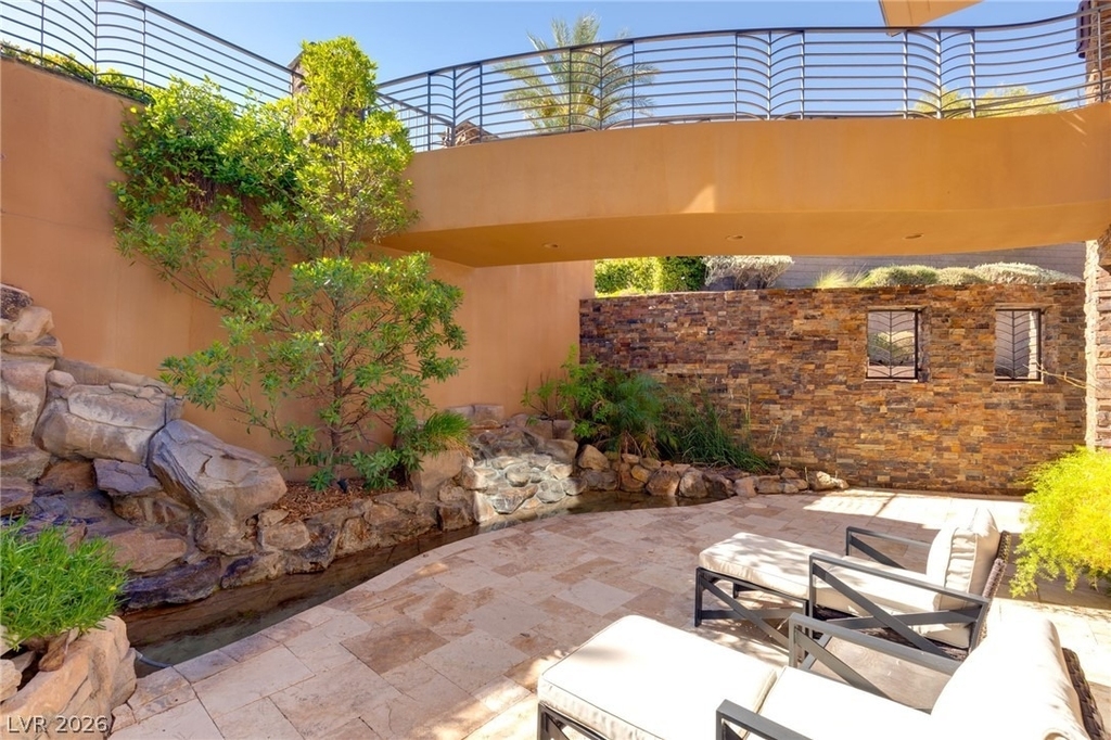 2 Castle Oaks Court - Photo 45