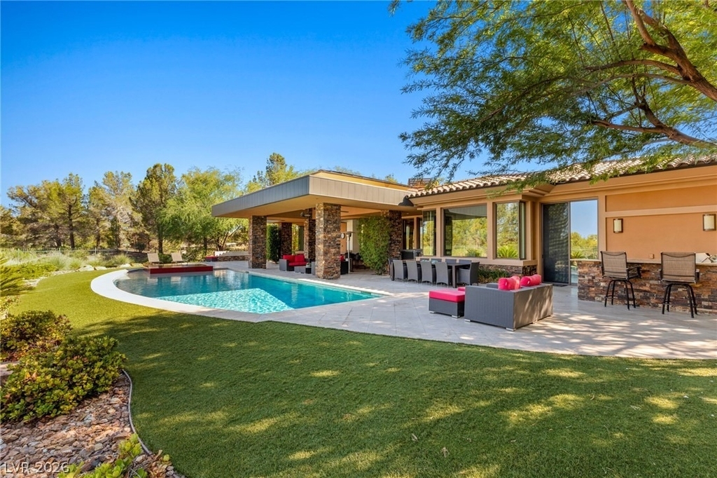 2 Castle Oaks Court - Photo 54