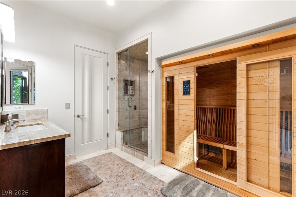2 Castle Oaks Court - Photo 44