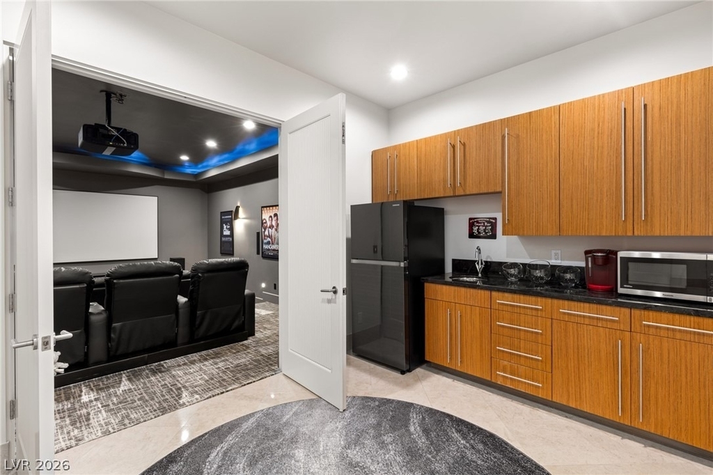 2 Castle Oaks Court - Photo 37
