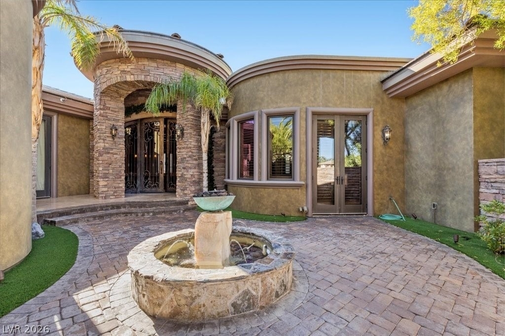 514 Mandalay Court - Photo 10