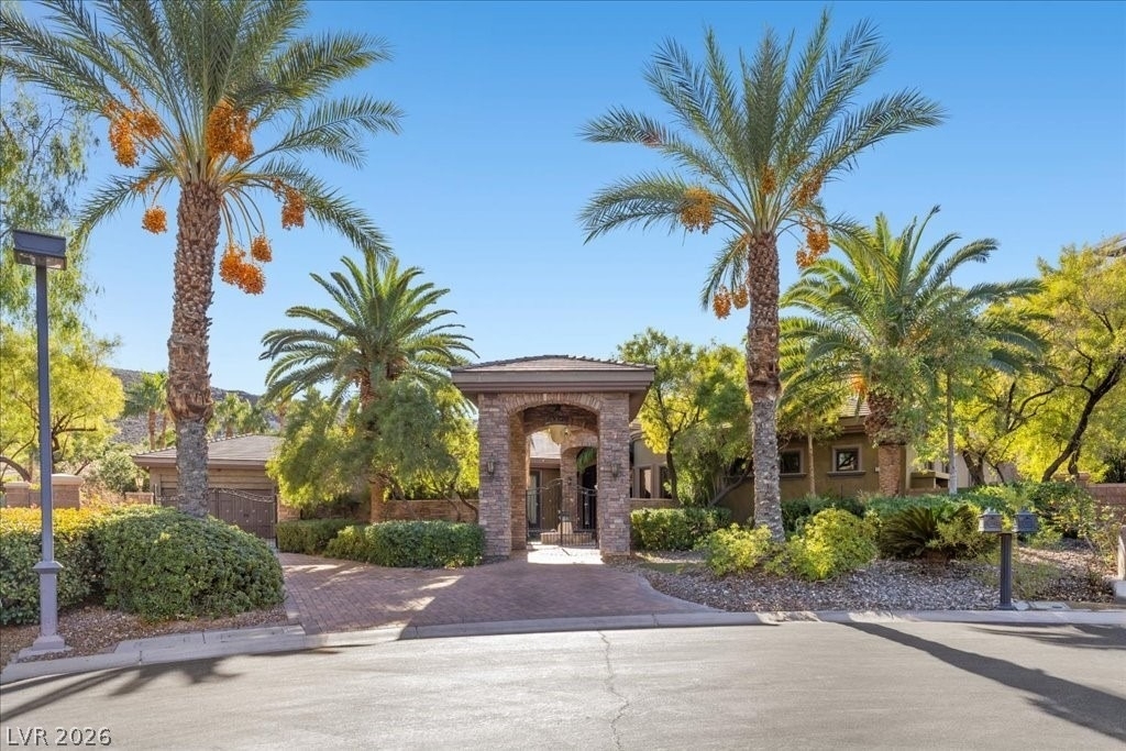 514 Mandalay Court - Photo 2