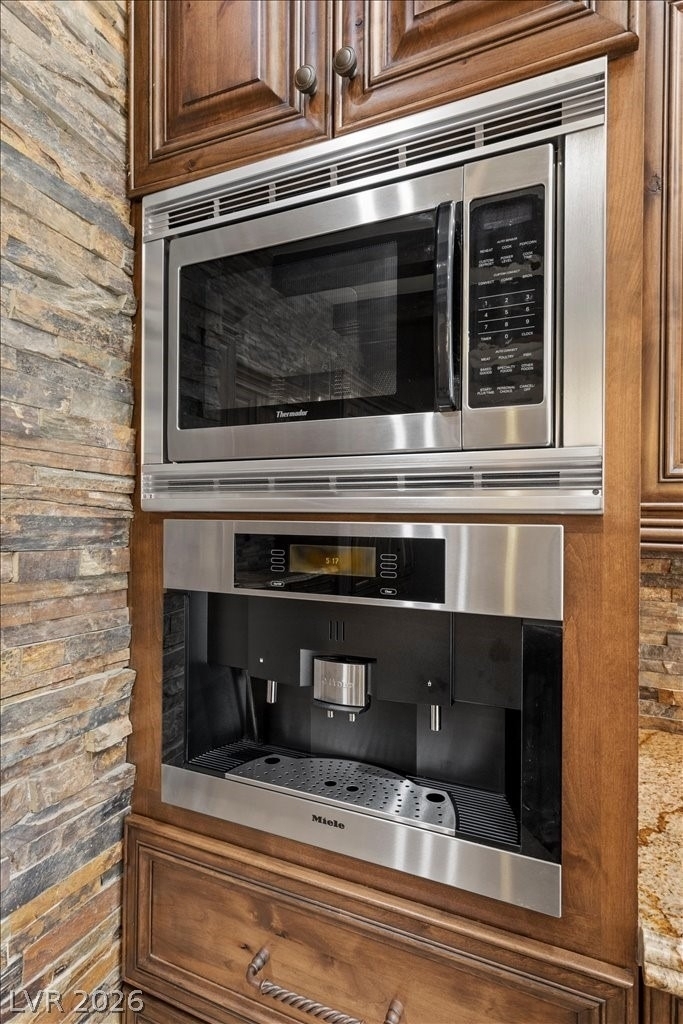 514 Mandalay Court - Photo 45