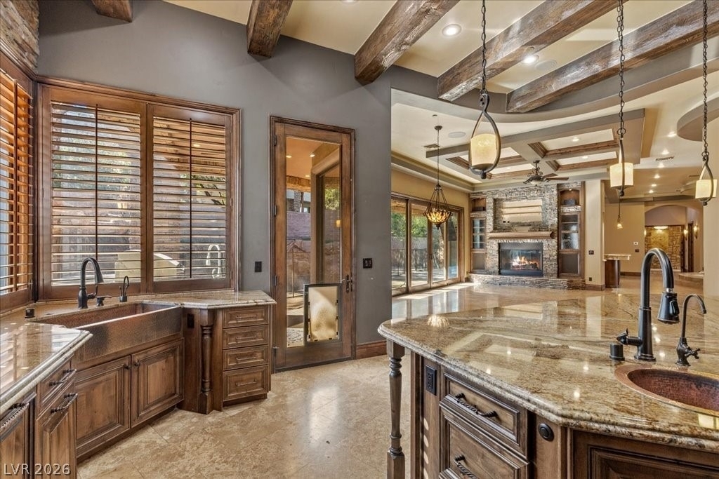 514 Mandalay Court - Photo 42