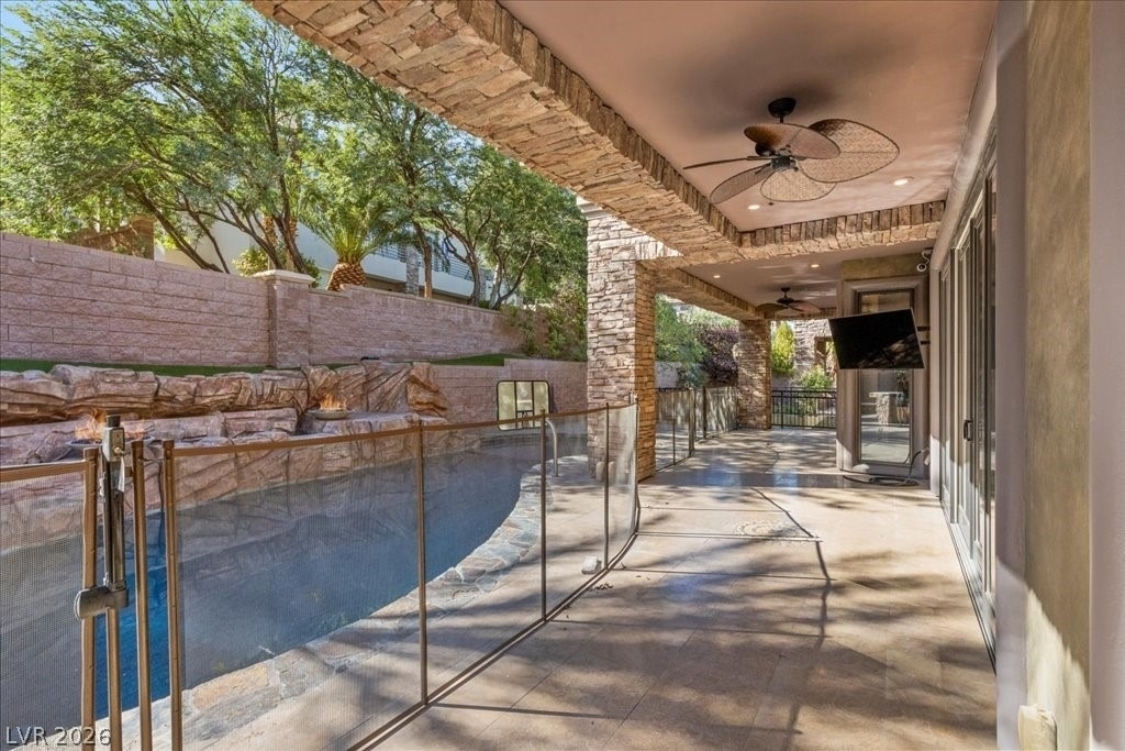514 Mandalay Court - Photo 83