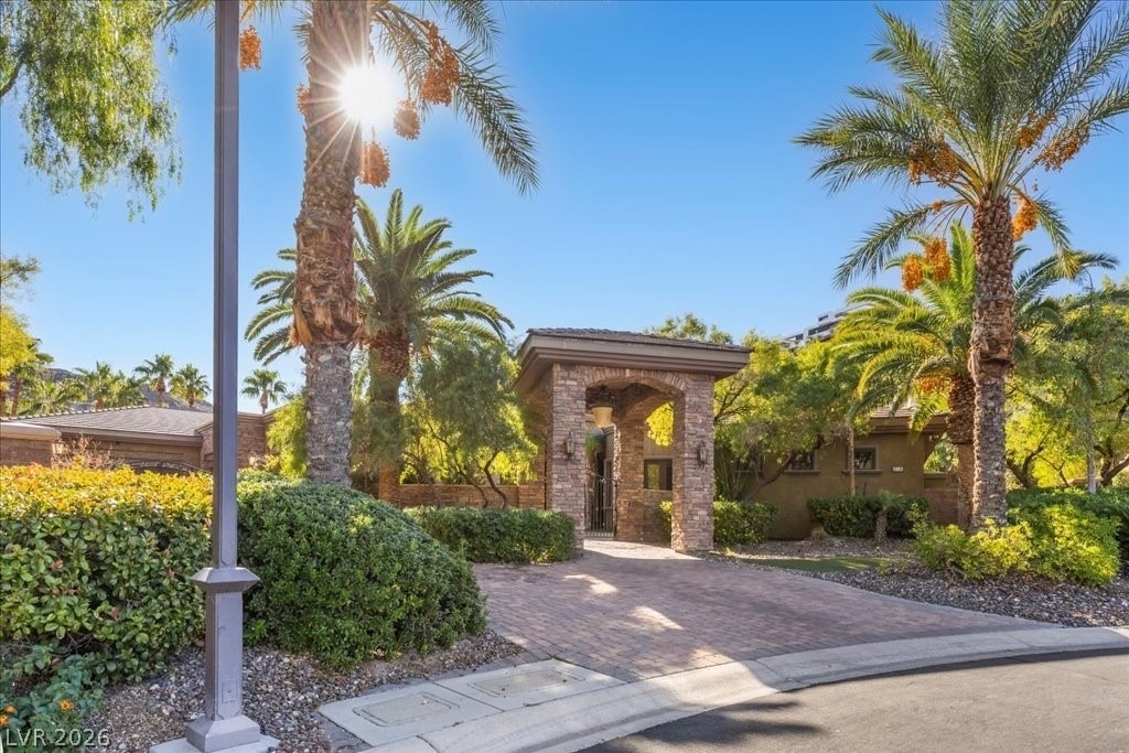 514 Mandalay Court - Photo 3