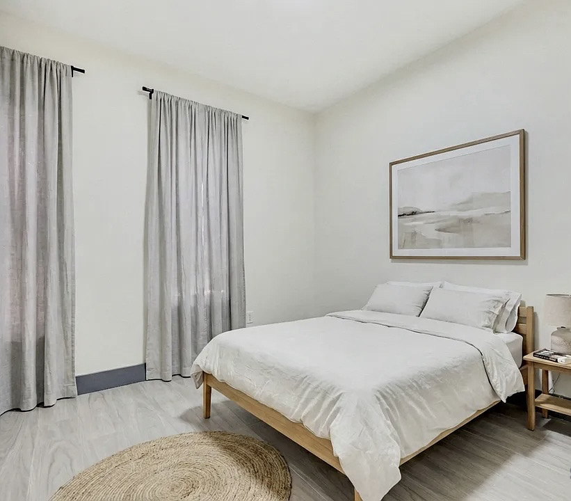 2414 Pacific Street - Photo 3