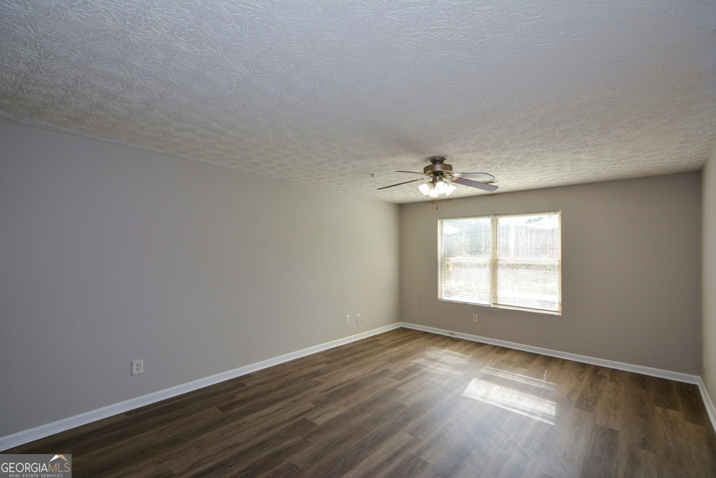 4103 Fairington Club Drive - Photo 3
