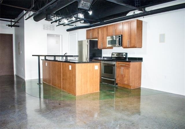 3110 Thomas Avenue - Photo 1