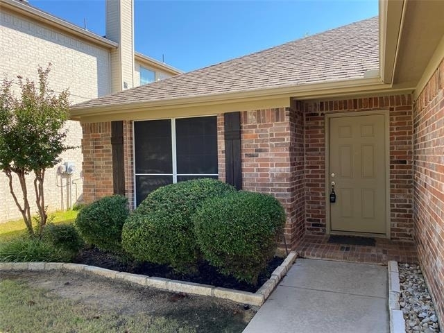 1835 Woodchase Drive - Photo 2